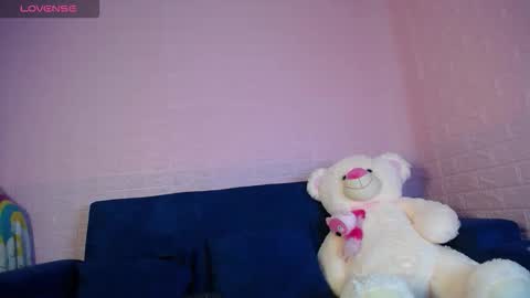 valen_sw_18 online show from 12-18-25, 03:34