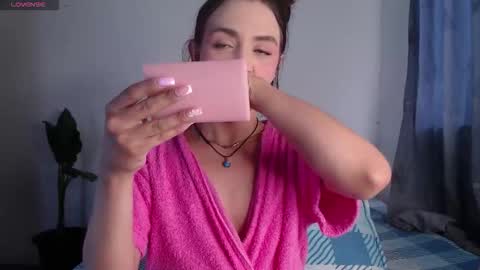Snapshot of valen_thompson chatting on 05-17-26, 10:17 IG-valen mendoza99 twitter valenthompson99 online show from 05-17-26, 10:17