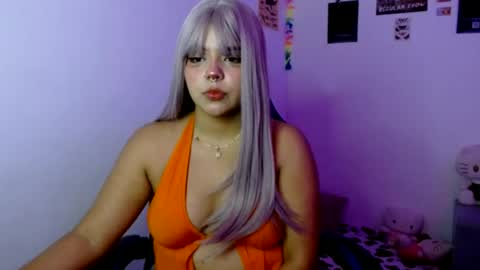 Snapshot of valenbeauty chatting on 07-08-26, 02:27 valenbeauty online show from 07-08-26, 02:27