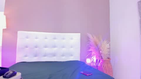 valenferrerns online show from 04-21-26, 09:28