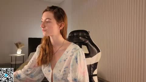 Snapshot of valenora1 chatting on 07-31-26, 11:20 Nora online show from 07-31-26, 11:20