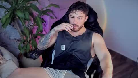 Snapshot of valenthinoking chatting on 09-19-25, 11:27 valenthinoking online show from 09-19-25, 11:27