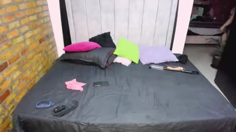 Valentina online show from 05-13-26, 04:32