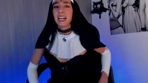 Valentina  Dolls online show from 10-31-25, 11:28