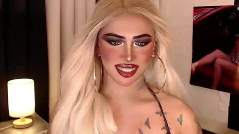 Snapshot of valentina_goddess_tsxxx chatting on 01-08-25, 12:47 Amanda online show from 01-08-25, 12:47