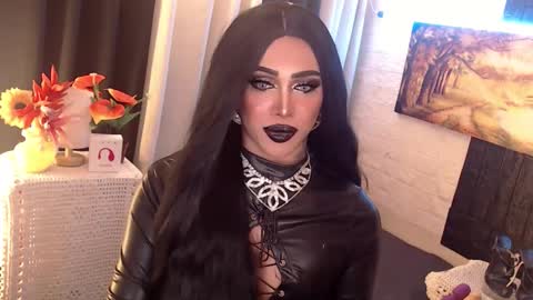 Snapshot of valentina_goddess_tsxxx chatting on 09-30-25, 02:00 Amanda online show from 09-30-25, 02:00