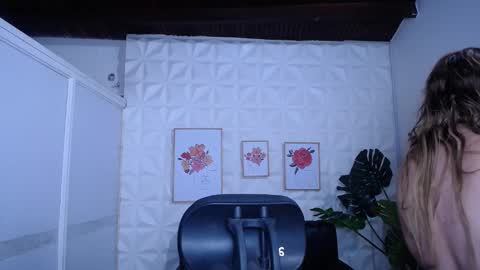 Valentina  online show from 09-08-25, 05:34