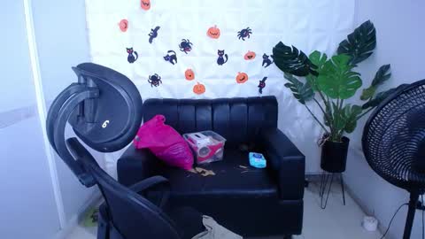 Valentina  online show from 10-06-25, 10:29