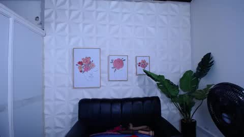 Valentina  online show from 11-12-25, 11:03