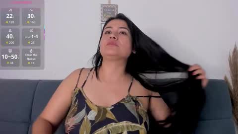 valentina_owens online show from 12-21-25, 03:57