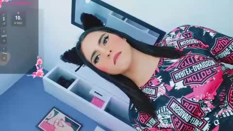 valentina_princess_ online show from 03-10-25, 05:43