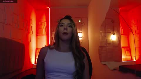 Valentina online show from 11-06-25, 04:08