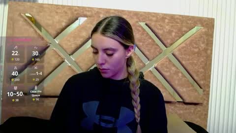 Snapshot of valentina_red18 chatting on 04-11-26, 03:49 Valentina online show from 04-11-26, 03:49