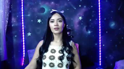 valentinarojass_ online show from 02-18-26, 01:51