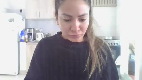 Snapshot of valentinaseleni24 chatting on 06-29-26, 06:08 valentinaseleni24 online show from 06-29-26, 06:08