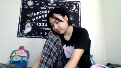 ValentineKitty online show from 12-23-24, 08:36