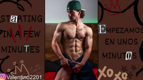 Snapshot of valentino_2201 chatting on 04-16-26, 03:40 Valentino - 15 OFF valentino2201 online show from 04-16-26, 03:40