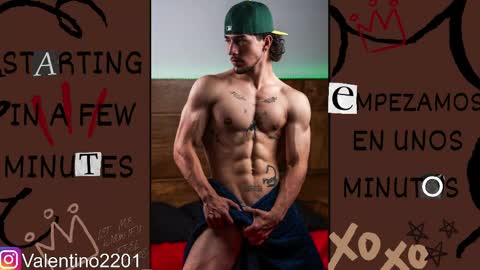 Snapshot of valentino_2201 chatting on 04-17-26, 02:25 Valentino - 15 OFF valentino2201 online show from 04-17-26, 02:25