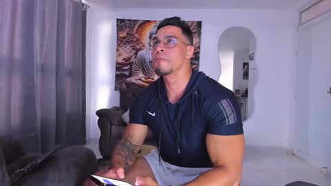    online show from 01-31-25, 08:43