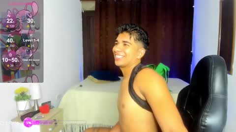 VALENTINO MOURA online show from 01-12-25, 03:03