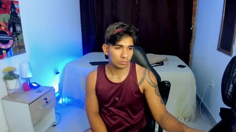 VALENTINO MOURA online show from 03-03-25, 07:06