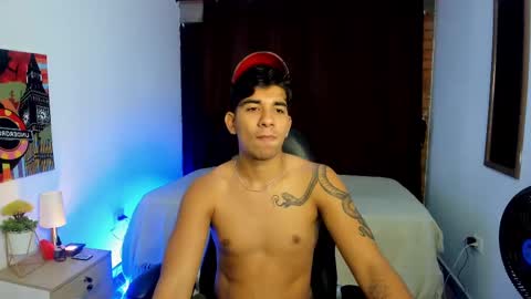 VALENTINO MOURA online show from 03-06-25, 12:09