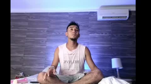 Valentino Vega online show from 07-29-26, 11:25