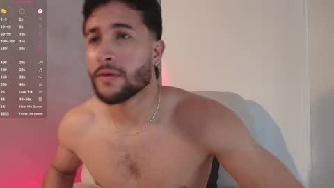 Valentino online show from 02-08-25, 09:36