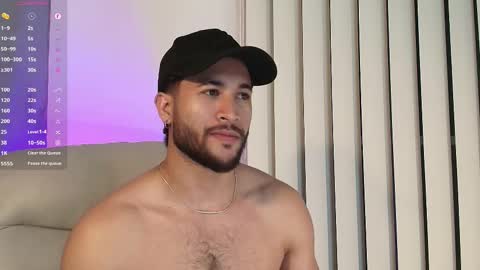 Valentino online show from 02-13-25, 02:34