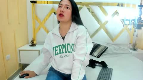 valenttina28 online show from 01-14-26, 11:38