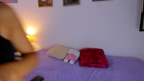 valeri_10 online show from 11-17-25, 08:09