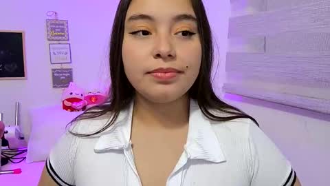 Snapshot of valeria_cherry chatting on 04-24-26, 01:19 valeria online show from 04-24-26, 01:19