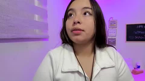 Snapshot of valeria_cherry chatting on 05-16-26, 10:36 valeria online show from 05-16-26, 10:36