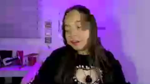 Snapshot of valeria_cherry chatting on 07-02-26, 02:00 valeria online show from 07-02-26, 02:00