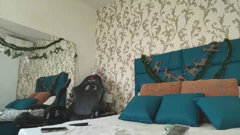 valeria_collin online show from 12-03-25, 10:08