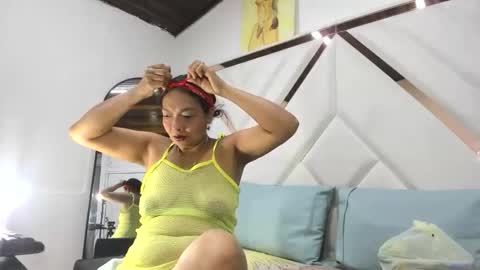Snapshot of valeria_gil_ chatting on 05-05-26, 03:14 valeria_gil_ online show from 05-05-26, 03:14