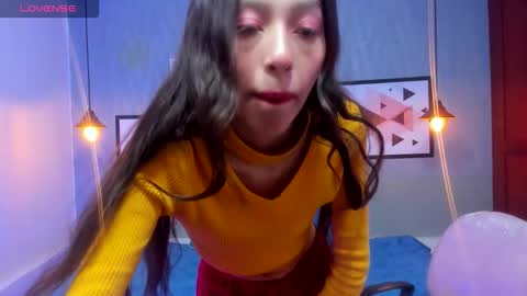 Snapshot of valeria_rossi7 chatting on 10-09-25, 02:37 Valeria online show from 10-09-25, 02:37