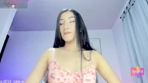 Snapshot of valeria_wood chatting on 03-14-26, 02:39 valeria online show from 03-14-26, 02:39