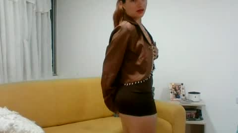 Snapshot of valeriafrannco chatting on 07-01-26, 04:25 valeriafrannco online show from 07-01-26, 04:25