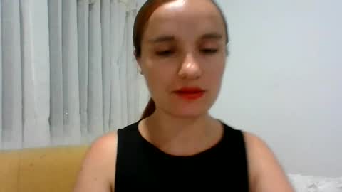 Snapshot of valeriafrannco chatting on 08-01-26, 12:10 valeriafrannco online show from 08-01-26, 12:10