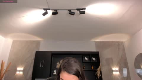 Vale  online show from 03-06-25, 11:47