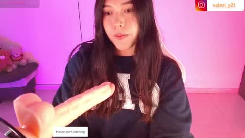 Snapshot of valeribell1 chatting on 06-08-26, 02:01 Valeri online show from 06-08-26, 02:01
