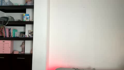 valerie07 online show from 04-15-26, 04:08