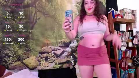 Snapshot of valerie_smile chatting on 07-26-26, 07:26 Valerie online show from 07-26-26, 07:26