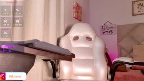 Snapshot of valerie_zans chatting on 07-16-26, 12:05 valerie_zans online show from 07-16-26, 12:05