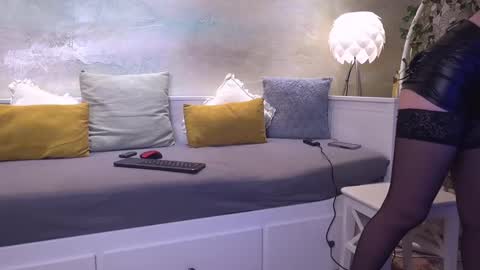 Valerie online show from 03-07-25, 05:49