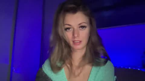 Valerie  online show from 12-16-24, 07:00