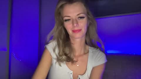 Valerie  online show from 01-09-25, 10:20