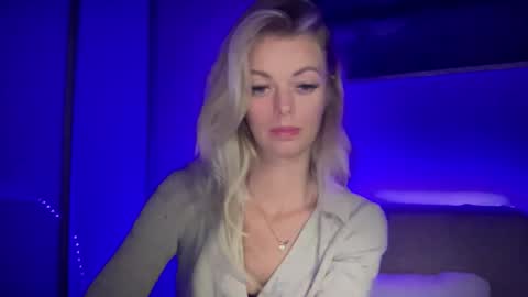 Valerie  online show from 09-22-25, 08:22