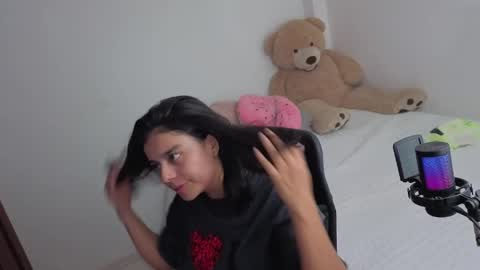 valerihouse_ online show from 06-03-26, 01:30
